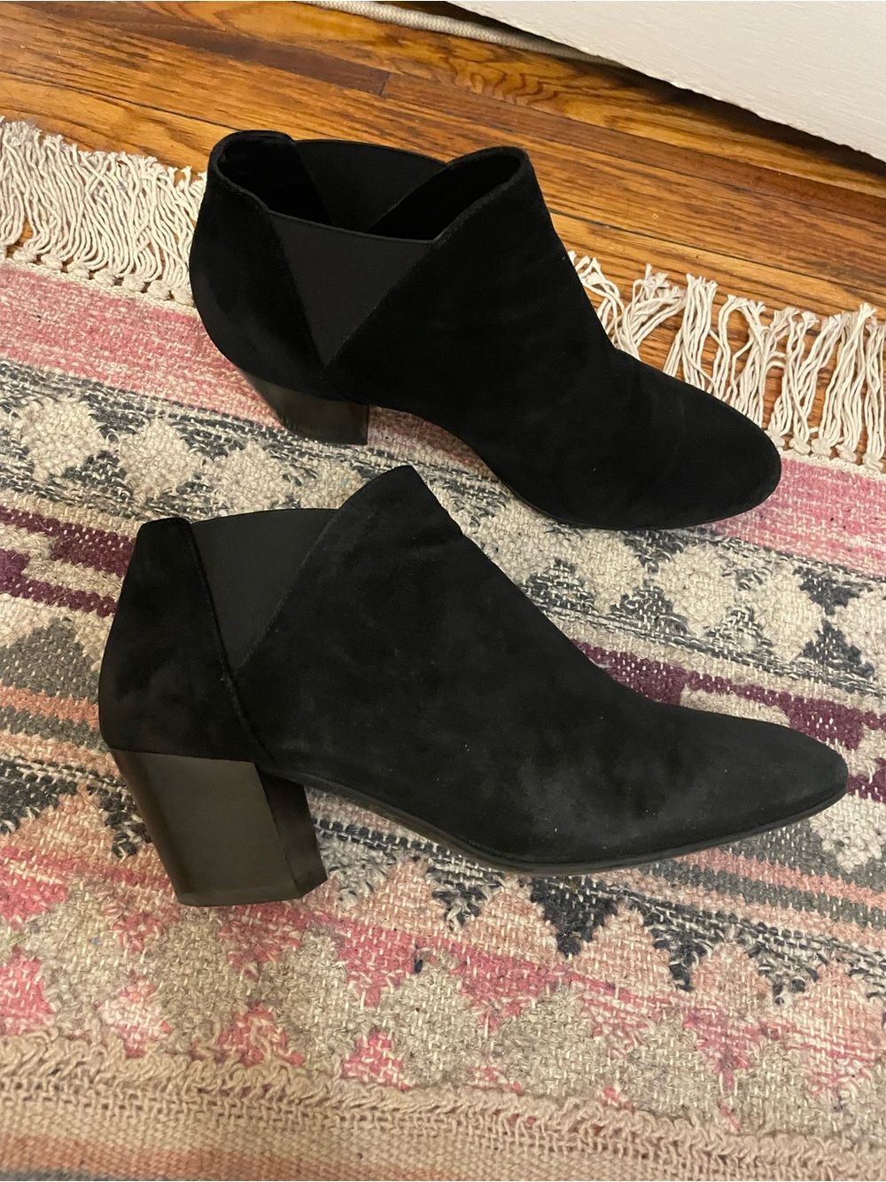 Aquatalia ankle Booties - Black - Size 8.5